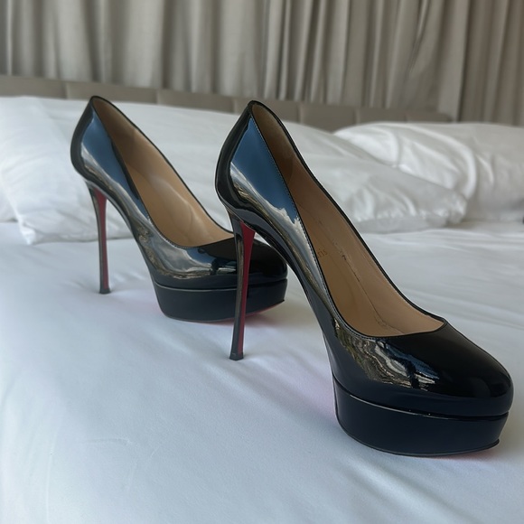 CHRISTIAN LOUBOUTIN
Patent Dirditta 130 Platform Pumps EU 39 Black - Picture 10 of 15